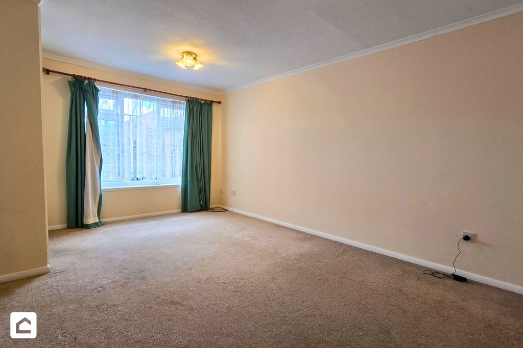 Property photo 3 of 11 3