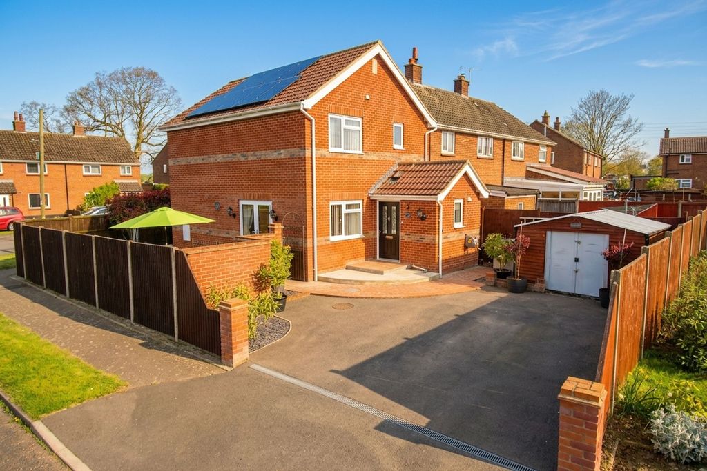 Property photo 1 of 20