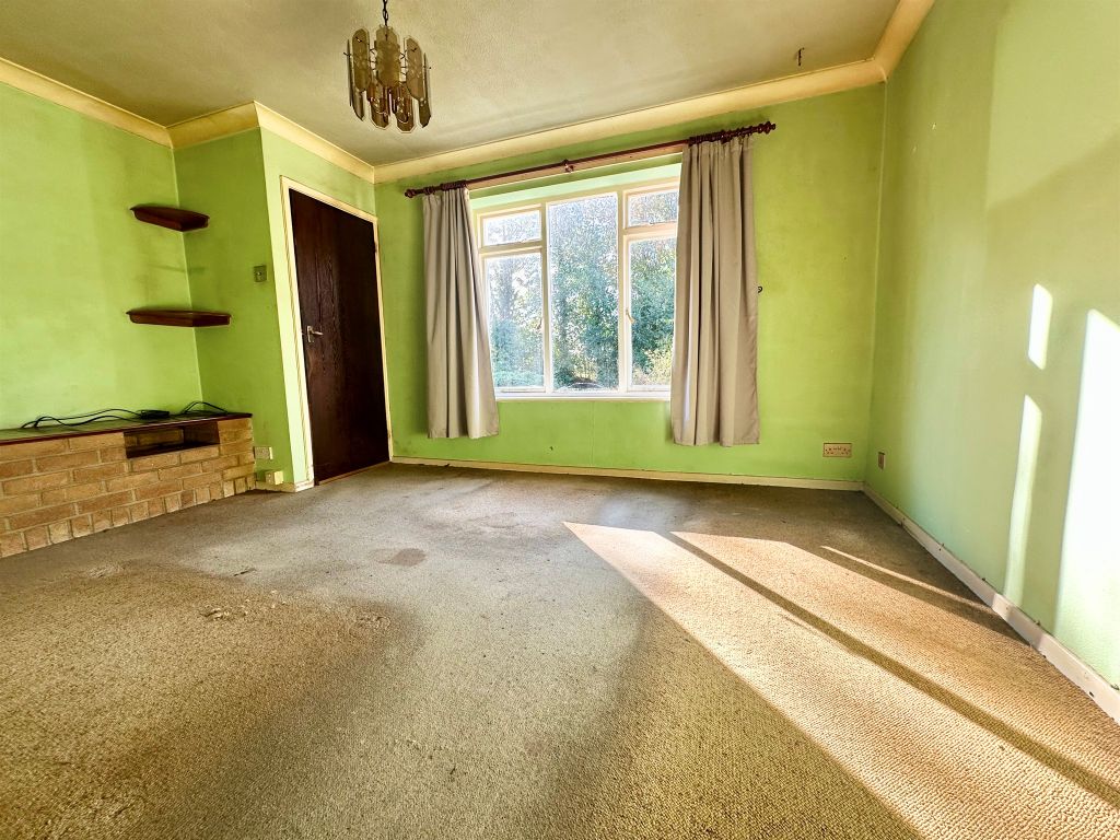 Property photo 2 of 11