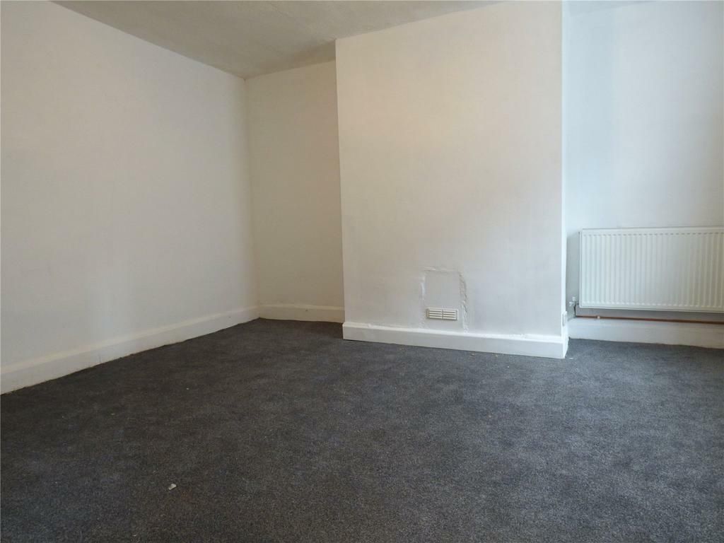 Property photo 3 of 9 Lounge2.Jpeg