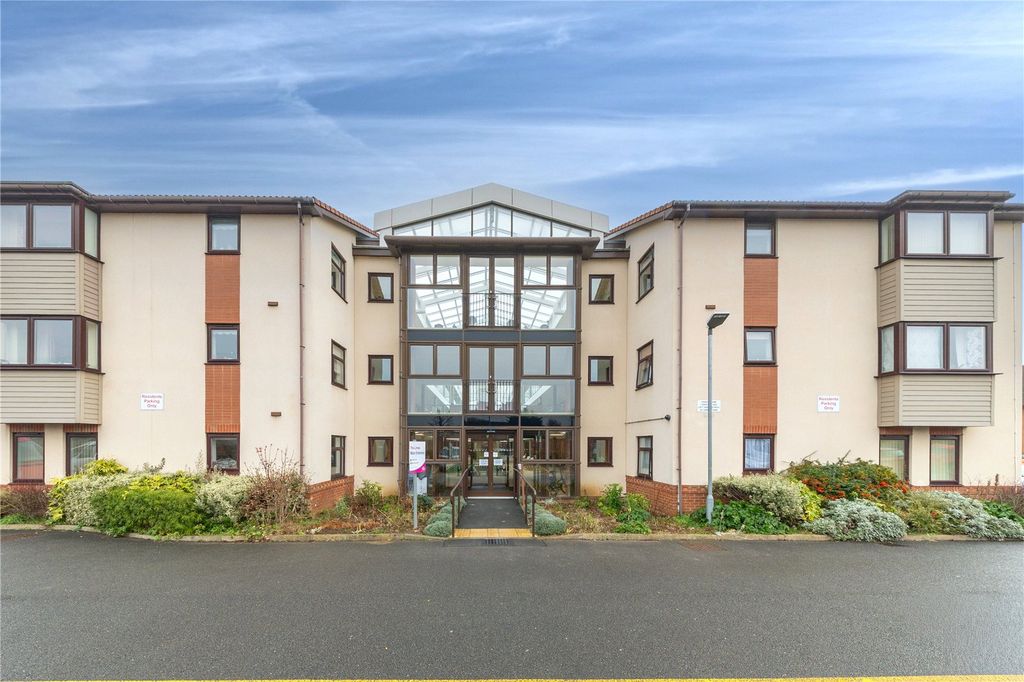 Property photo 2 of 12 Front