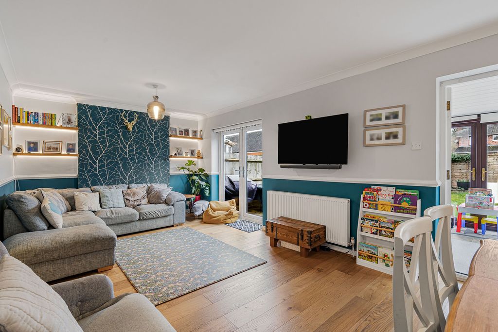 Property photo 2 of 22