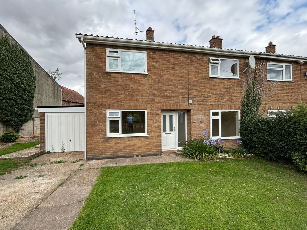 Property photo 1 of 14 External