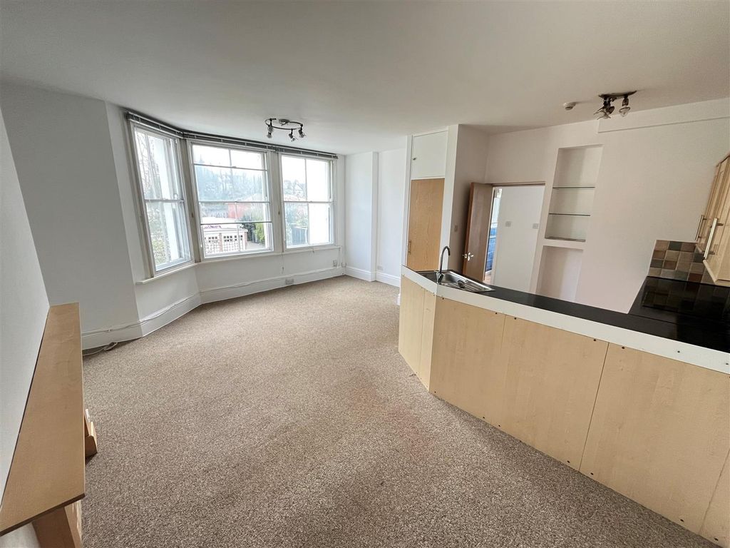 Property photo 2 of 7 4.Jpg