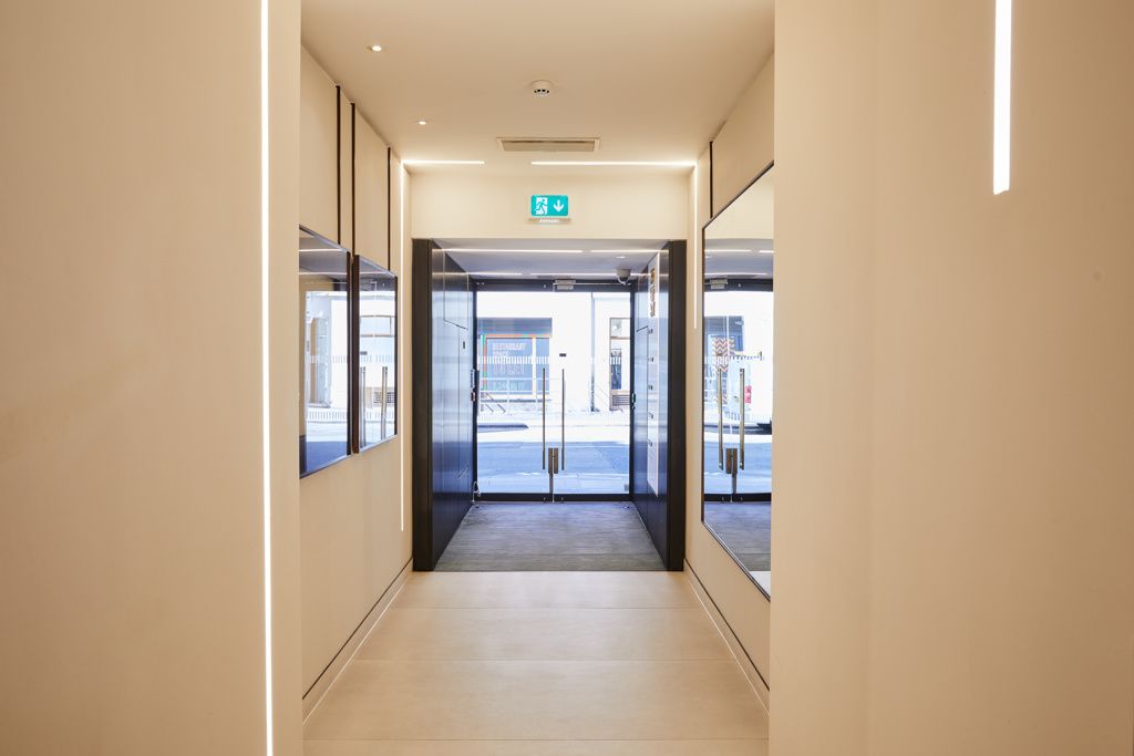 Property photo 2 of 25 Photo 21