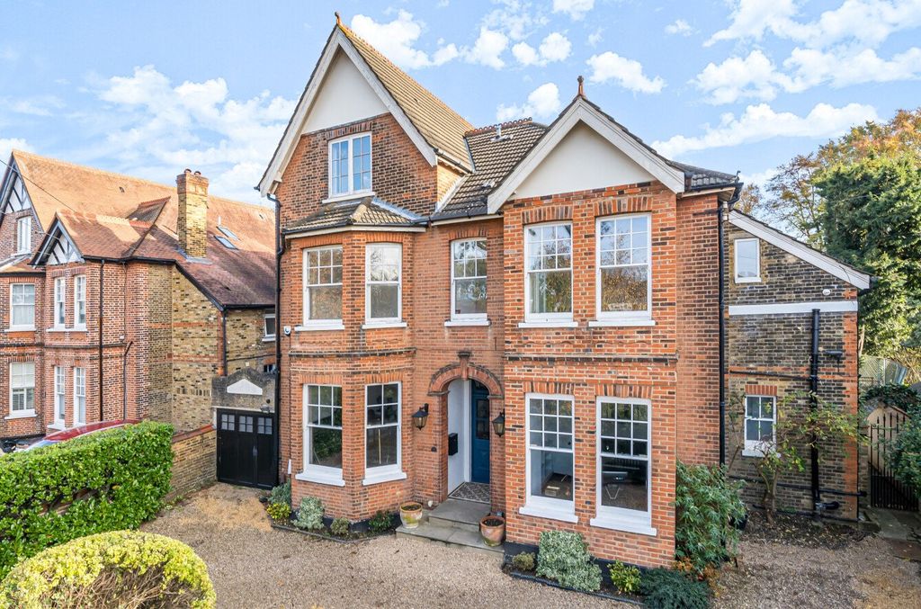 Property photo 1 of 20 Exterior