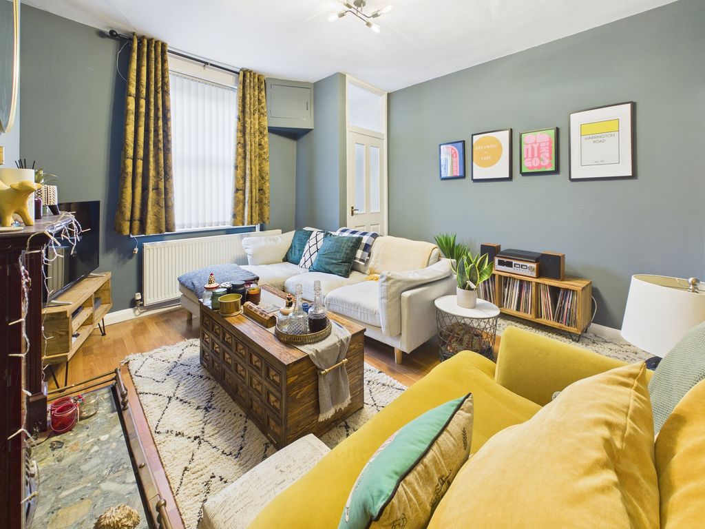 Property photo 3 of 22