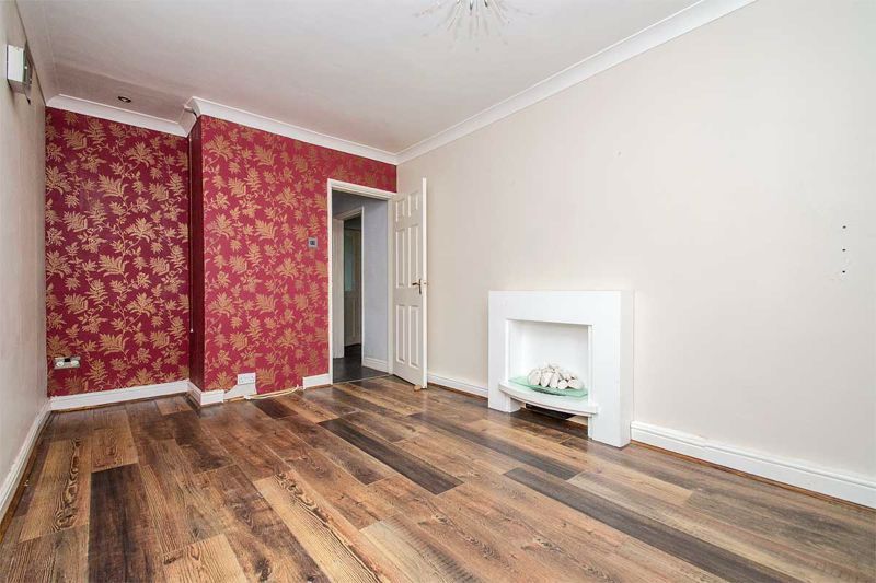 Property photo 3 of 26 Photo 11