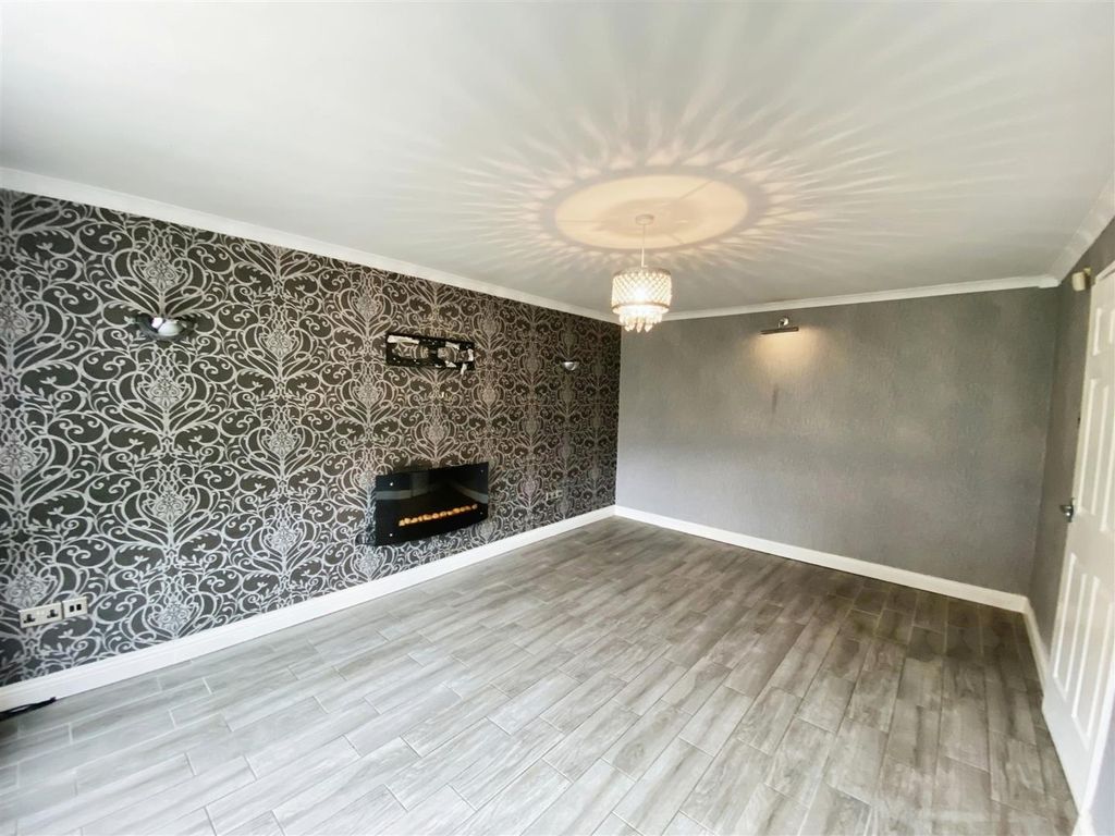 Property photo 3 of 12 Bf13Ab5E-Img_2379.Jpeg