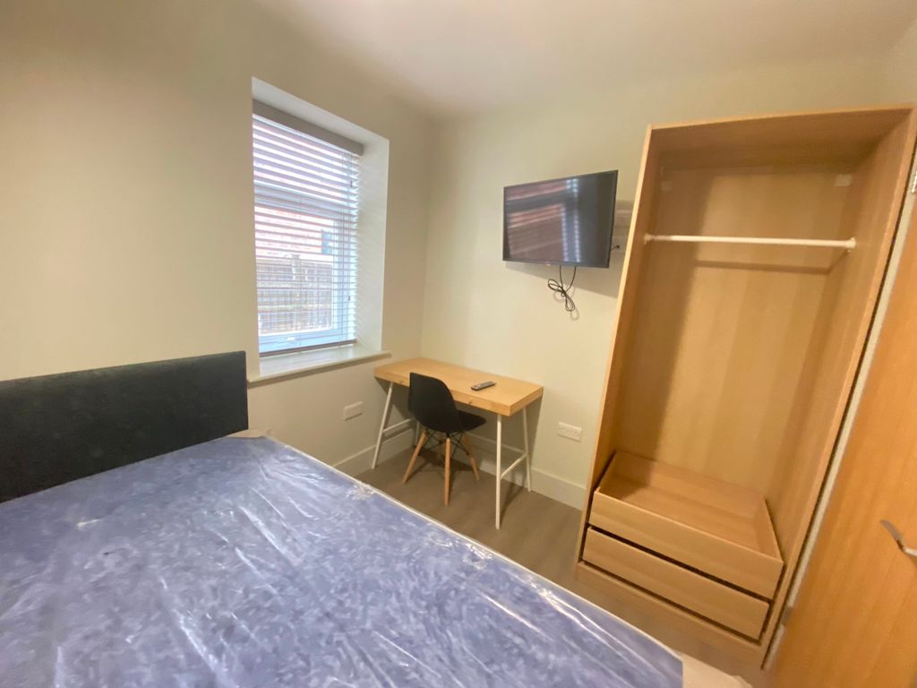 Property photo 3 of 5 2760