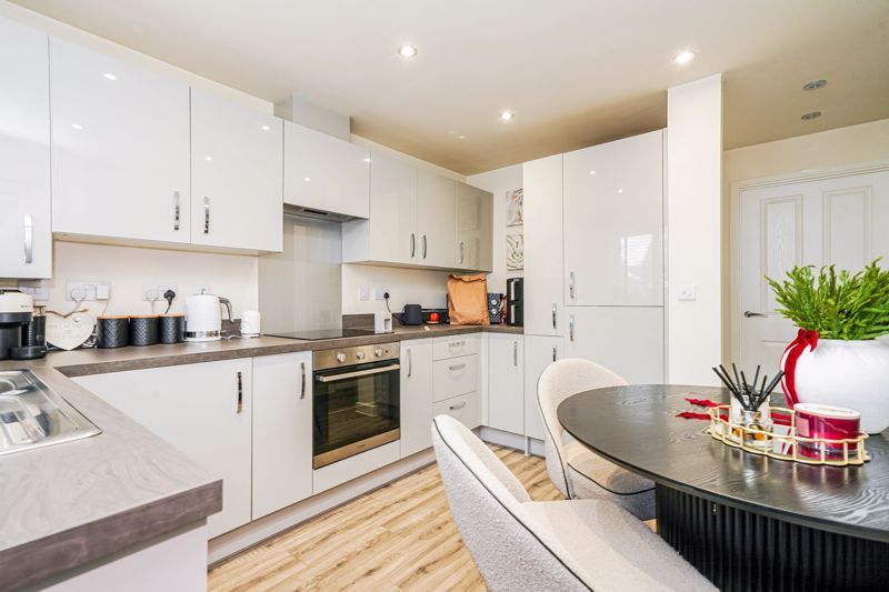 Property photo 2 of 22 Photo 11