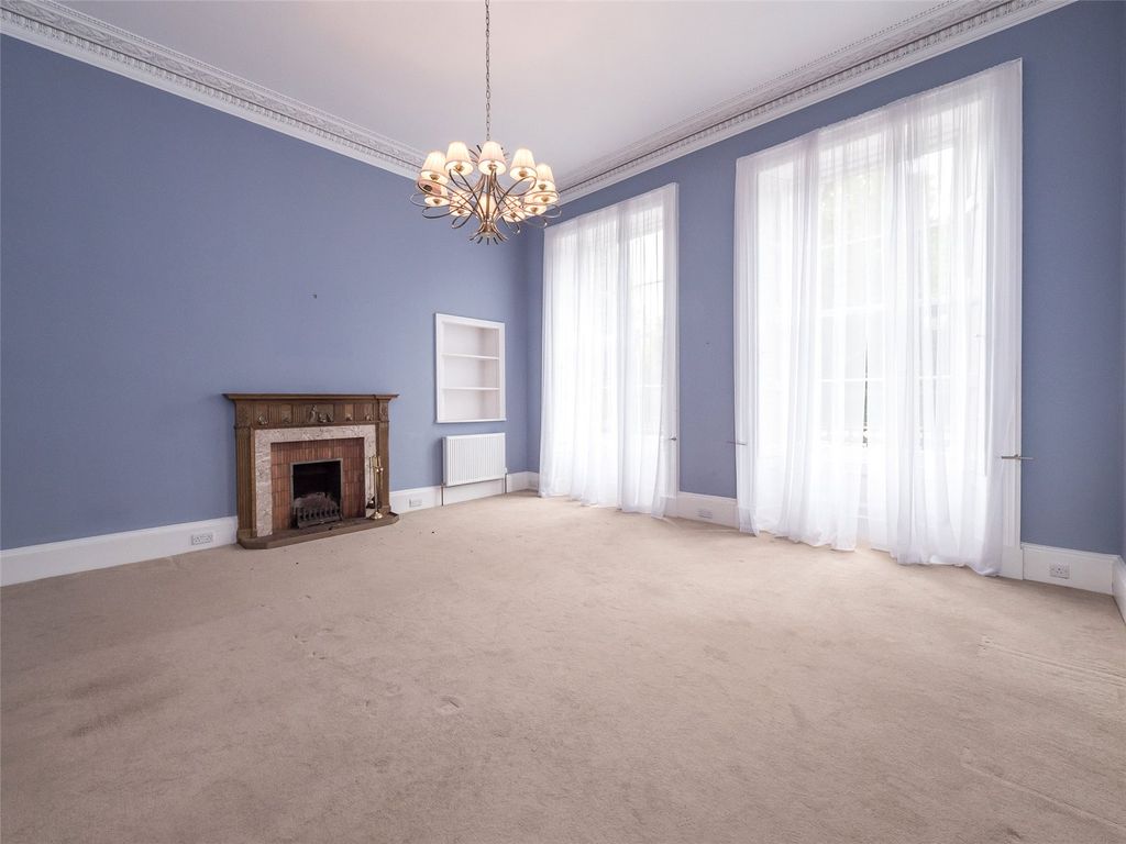 Property photo 2 of 19 Picture No. 03