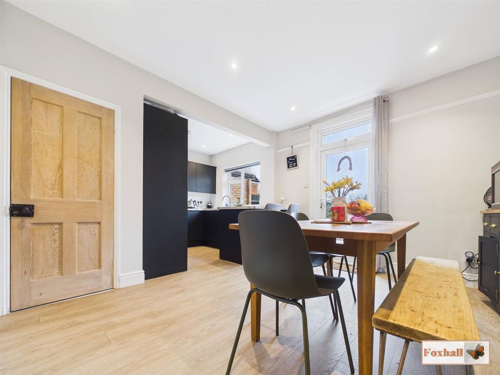 Property photo 3 of 17 Kitchen/Diner