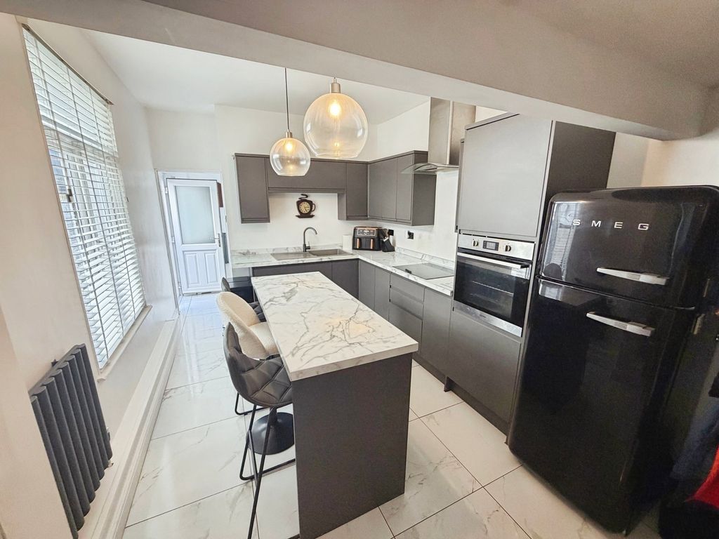 Additional image 4 of 1 bed flat for saleHillside, Neath SA11