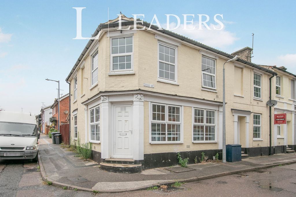 Property photo 1 of 7 d9ce9A12-052B-ee11-9