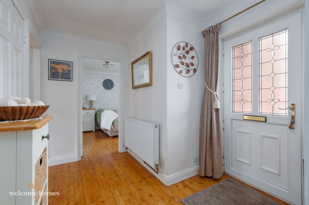 Property photo 3 of 29