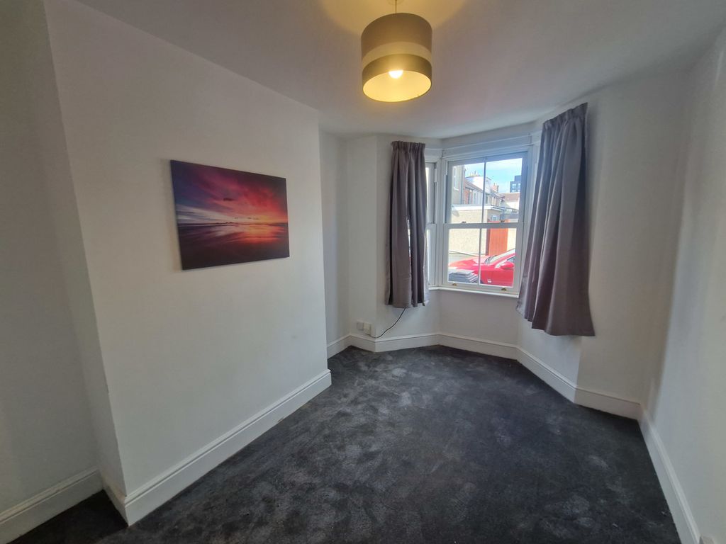 Property photo 2 of 10 B3 Or 2nd Reception