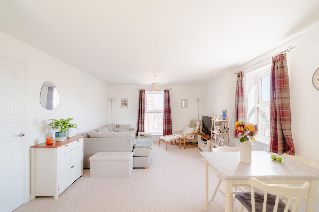 Property photo 1 of 11 1