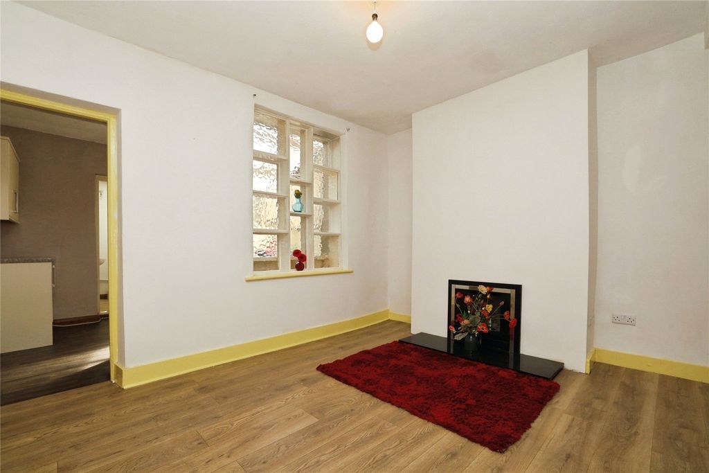 Property photo 3 of 17 Picture No. 03