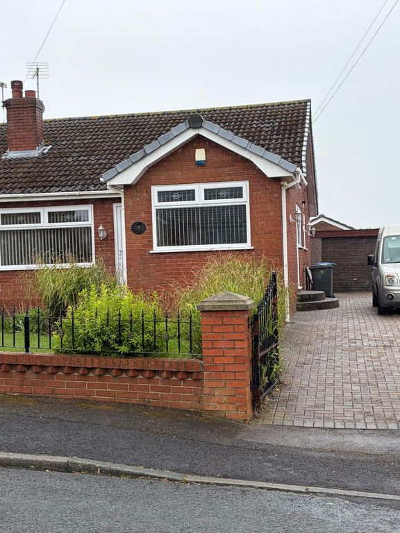 Property photo 1 of 11 Ext Front