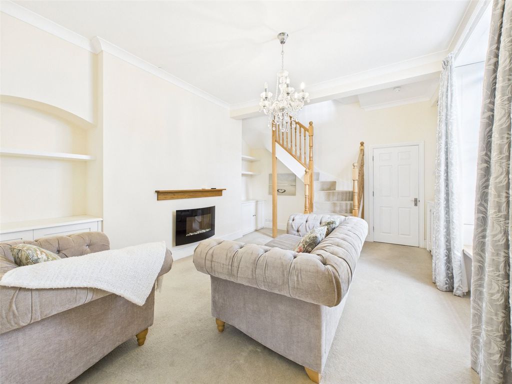 Property photo 2 of 12 Picture No. 03
