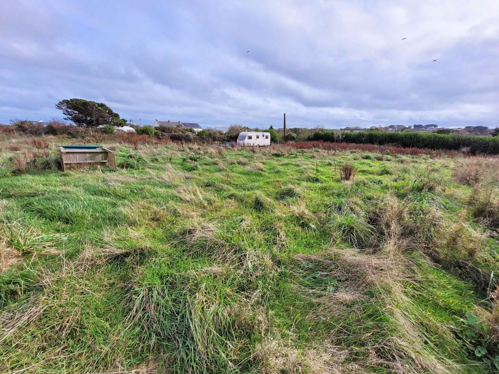 Property photo 3 of 5