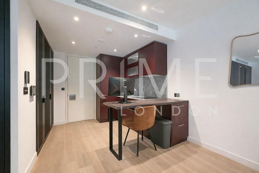 Property photo 3 of 13 Fp16.Jpg