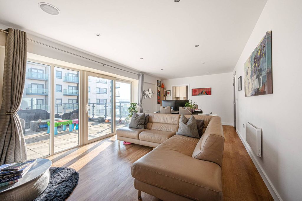 Property photo 1 of 15