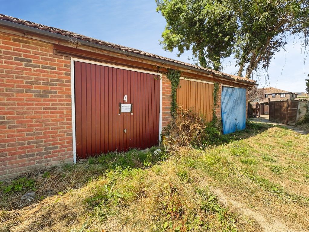 Property photo 2 of 4