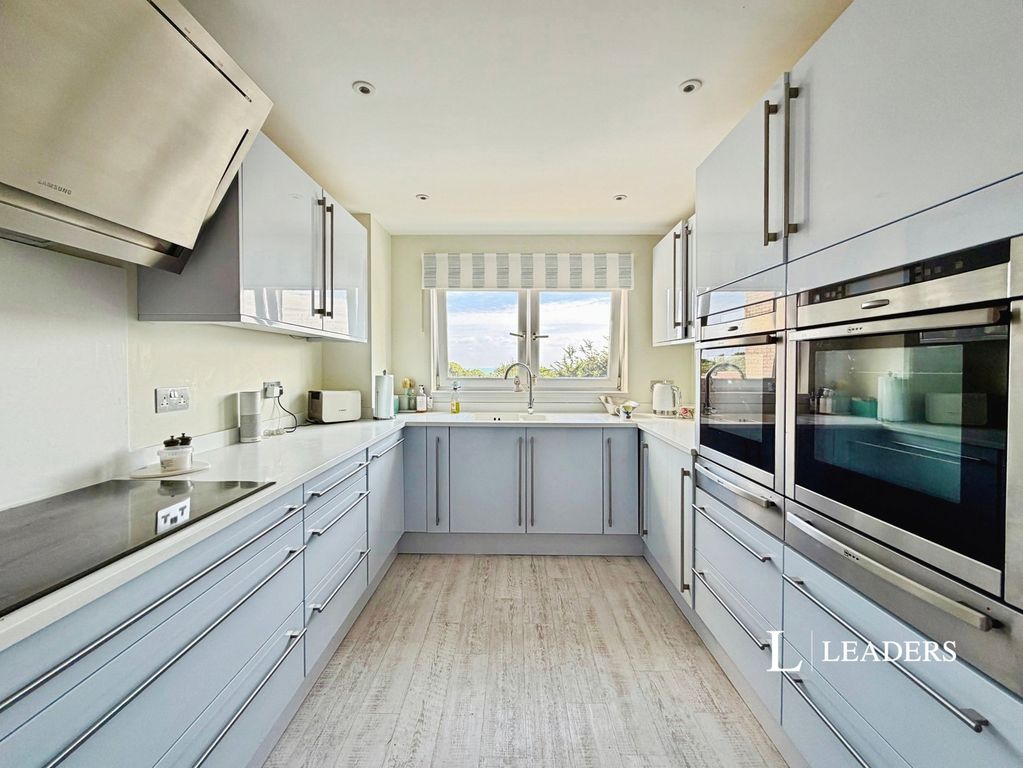 Property photo 2 of 19 Pbox-Img.Jpg