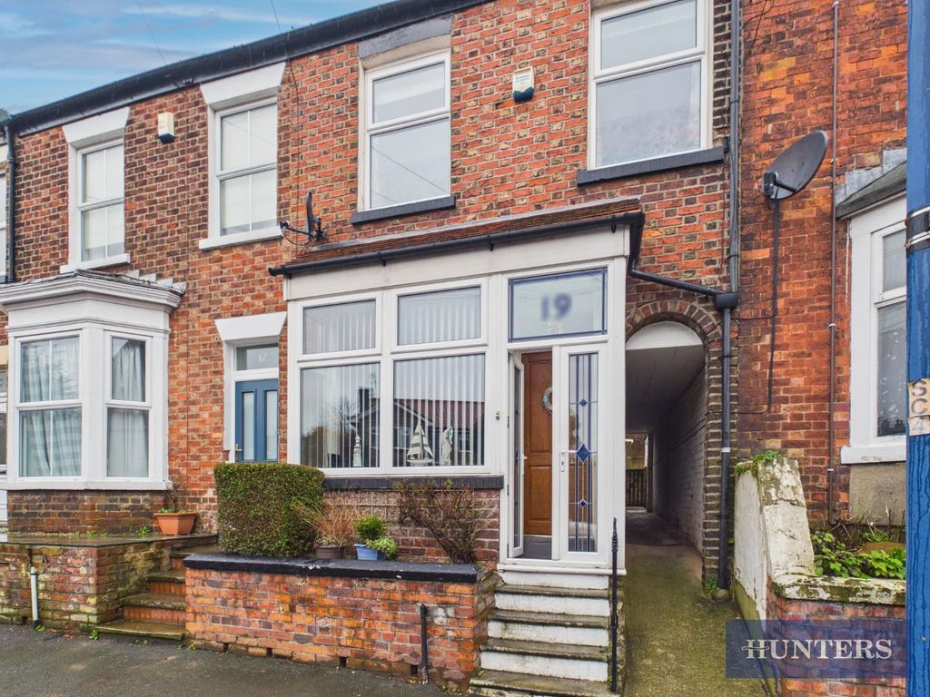 Property photo 1 of 18 Front