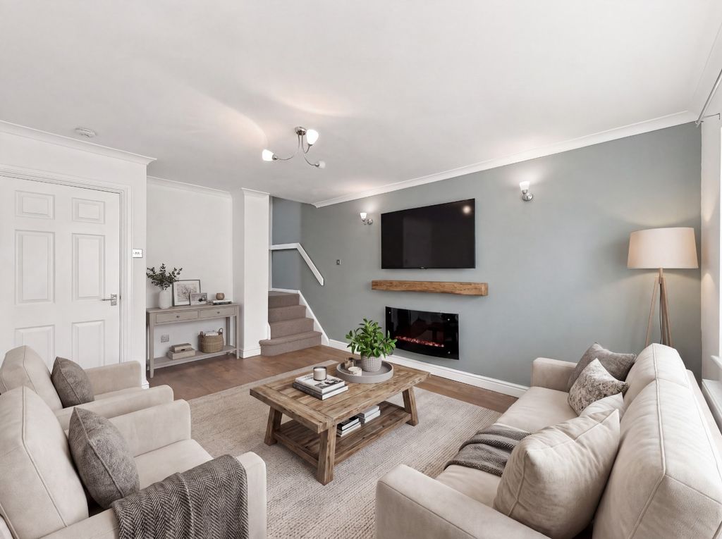 Property photo 2 of 18 5428073