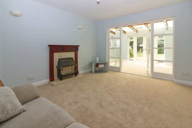 Property photo 3 of 14 Living Room