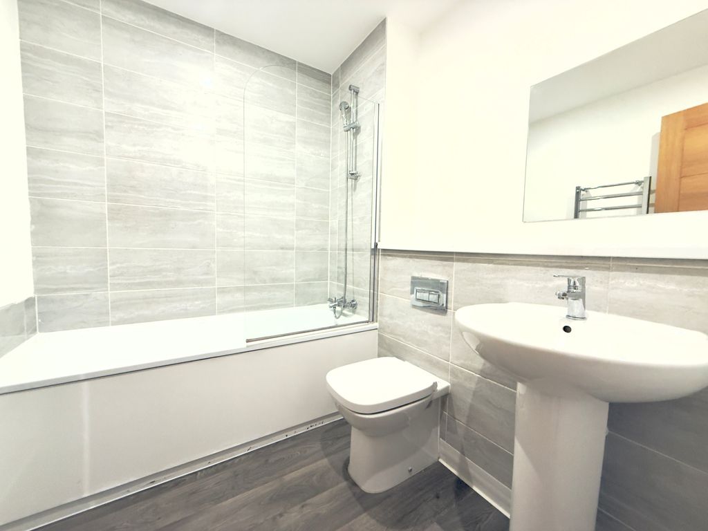 Property photo 3 of 3