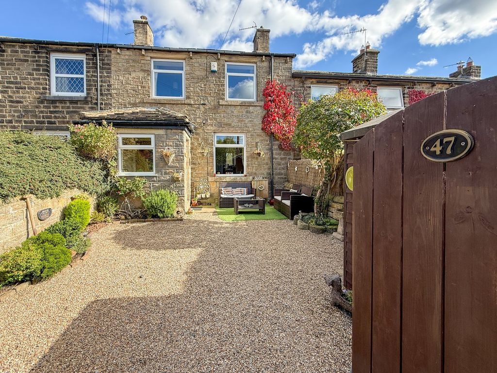 Property photo 1 of 27