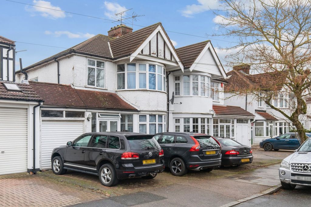 Property photo 3 of 22