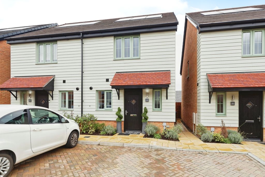 Property photo 1 of 16 Front View