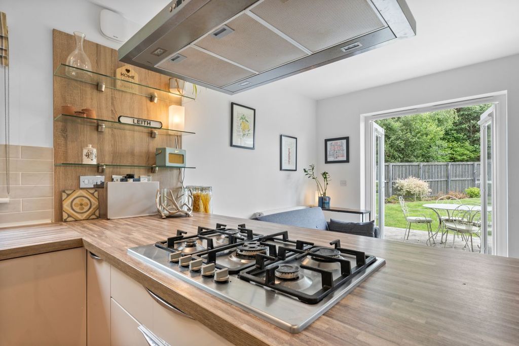 Additional image 18 of 5 bed detached house for saleCastleton Crescent, Falkirk FK2