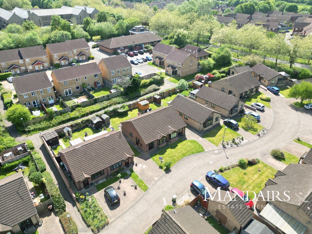 Property photo 2 of 11