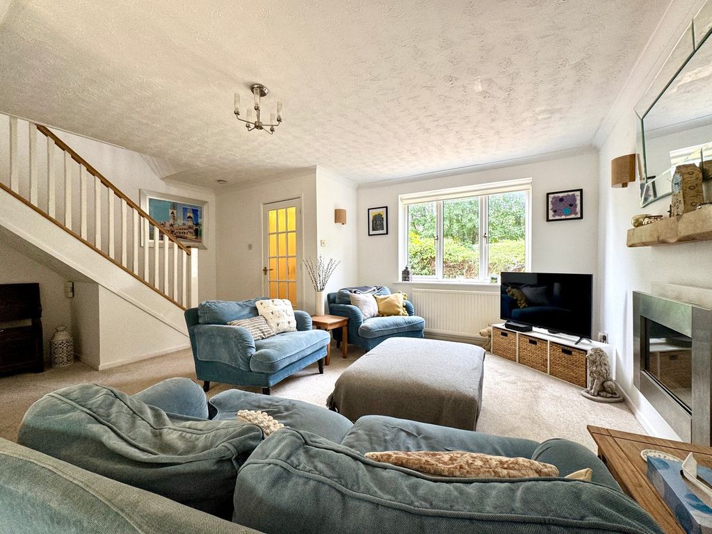 Property photo 3 of 19