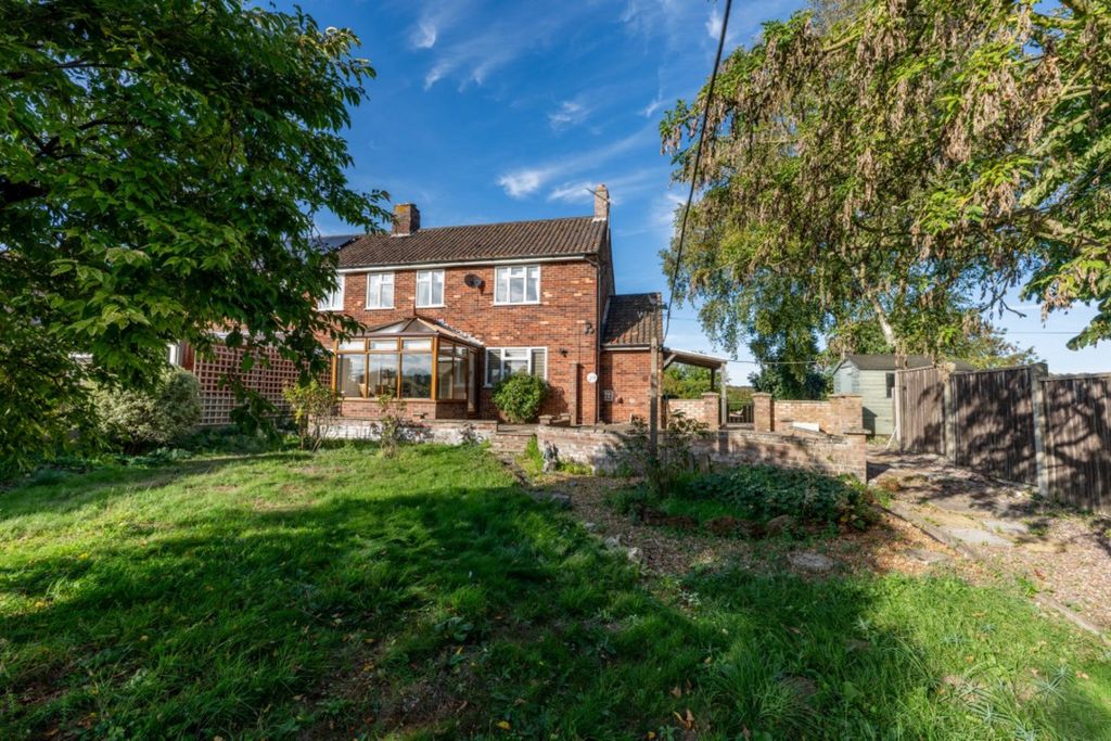 Property photo 1 of 25