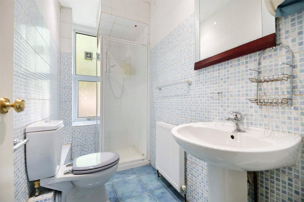 Property photo 3 of 12 Wc