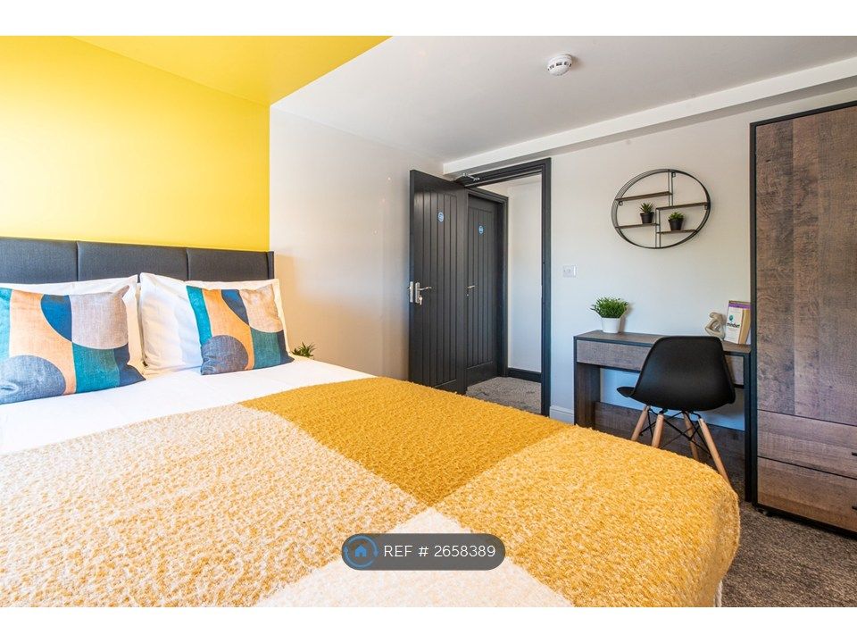 Property photo 1 of 13 Room 4 - £475 Pcm Available Now