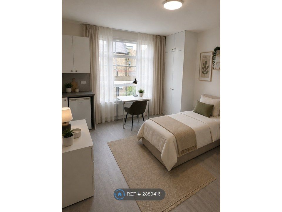Property photo 1 of 3