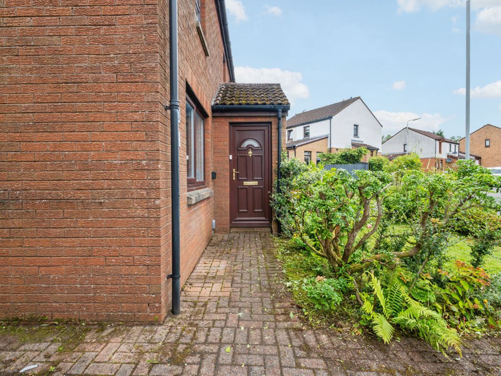 Property photo 2 of 25