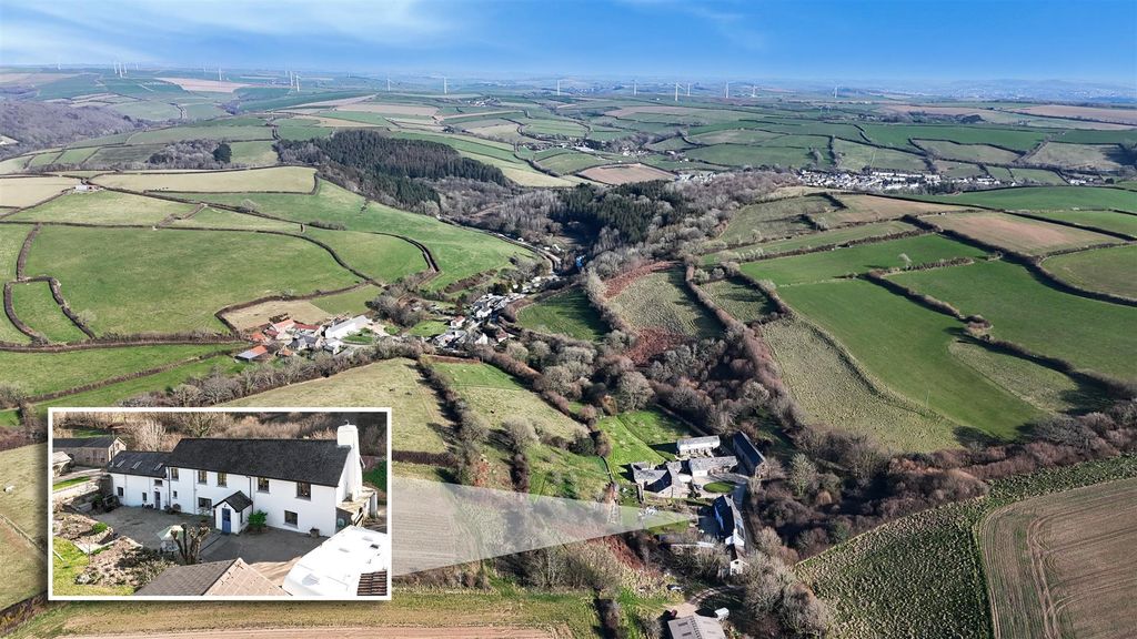 Property photo 2 of 37 Drone Thumbnail.Jpg