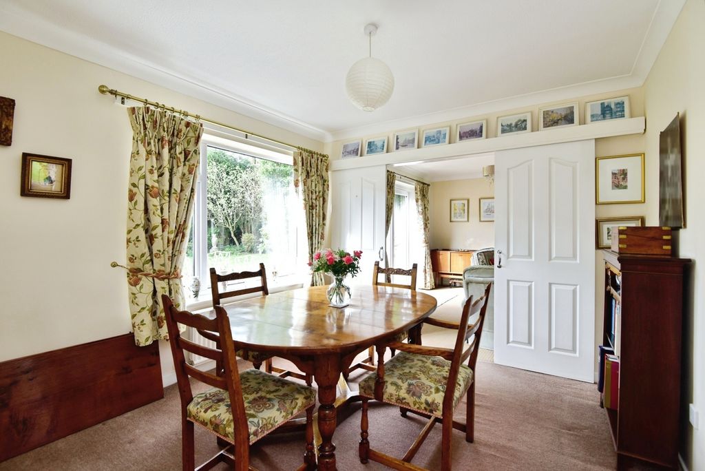 Property photo 3 of 15 Pbox-Img.Jpg