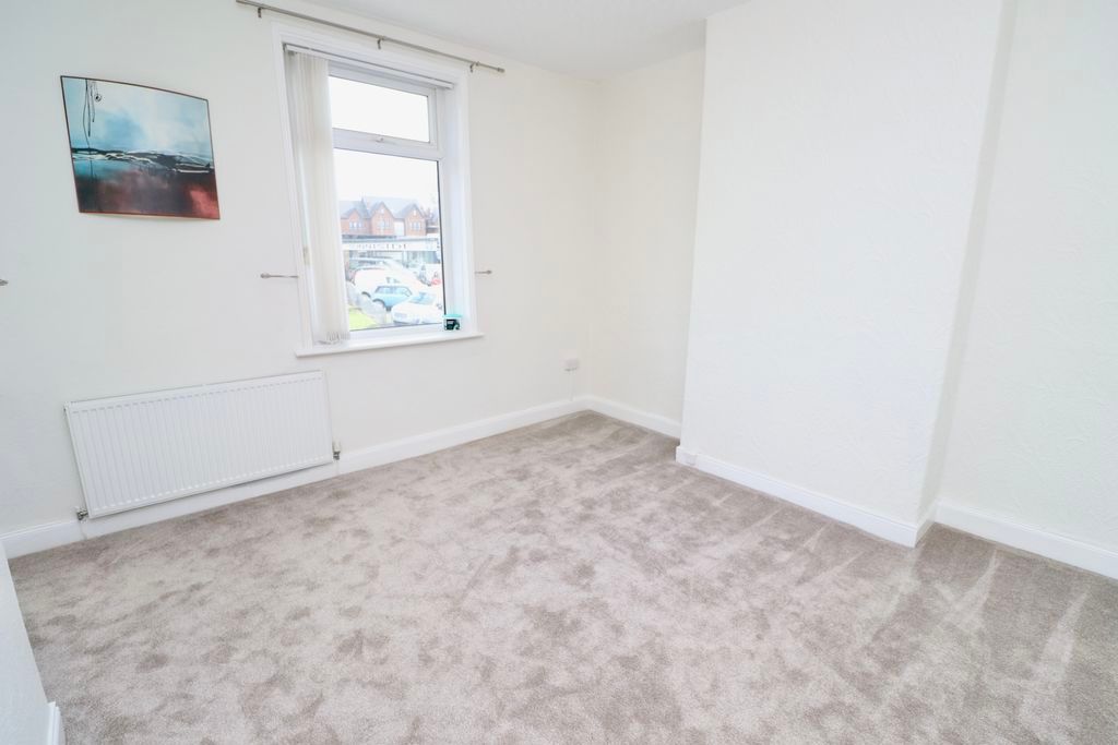 Property photo 2 of 10 Lounge