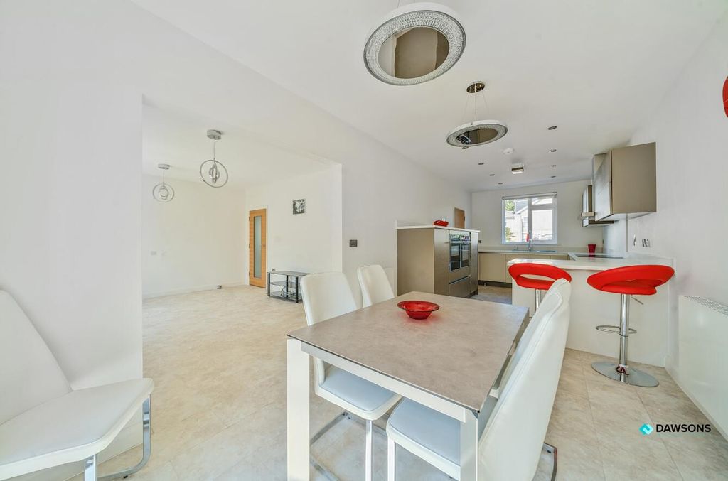 Property photo 2 of 36 88c729Fa-02B9-49F2-A186-107B586A9335.Jpg