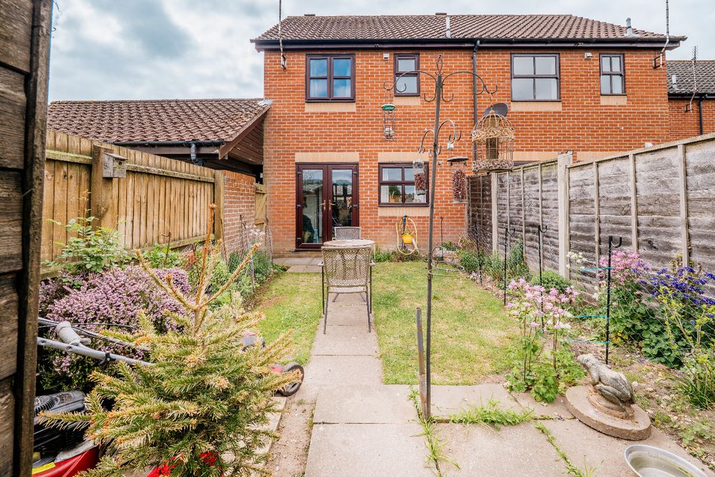 Property photo 2 of 13 4053213